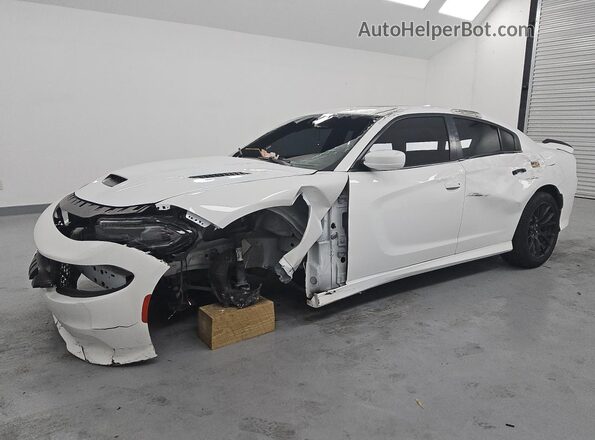 2C3CDXHG8LH238503 2020 DODGE CHARGER White VIN კოდის სტიკერის ხედი