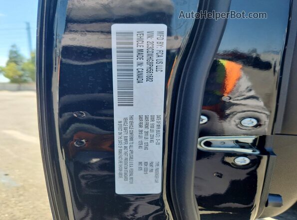 2C3CDXHG8PH561682 2023 DODGE CHARGER Black ძრავის განყოფილების ხედი