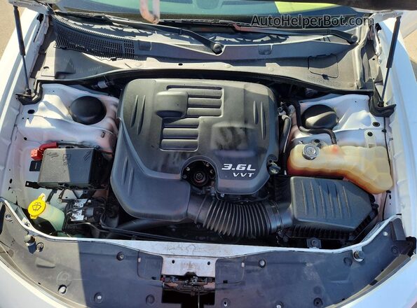 2C3CDXHG9NH173485 2022 DODGE CHARGER Белый Вид задней части салона