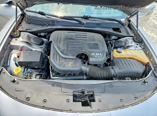 2C3CDXHGXHH584222 2017 DODGE CHARGER Silver Вид задньої частини салону