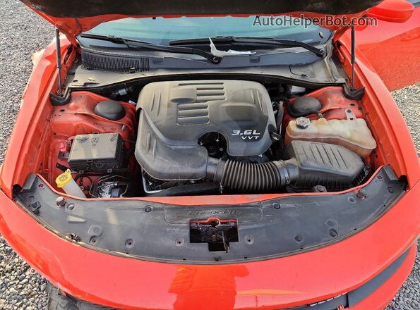2C3CDXHGXNH114221 2022 DODGE CHARGER Orange Widok wnętrza z tyłu