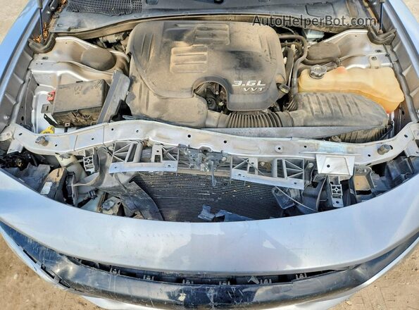 2C3CDXJG0JH190003 2018 DODGE CHARGER Gray Widok wnętrza z tyłu