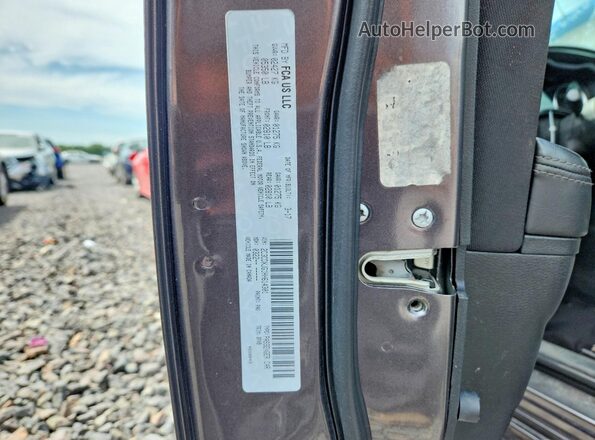 2C3CDXJG1HH614301 2017 DODGE CHARGER Gray ძრავის განყოფილების ხედი