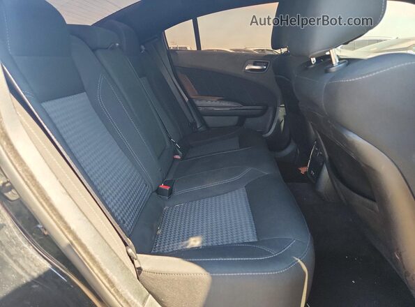 2C3CDXJG4JH230972 2018 DODGE CHARGER Black Widok tylnych siedzeń