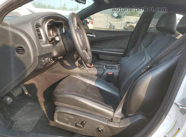 2C3CDXJG5JH194449 2018 DODGE CHARGER Белый Вид салона спереди