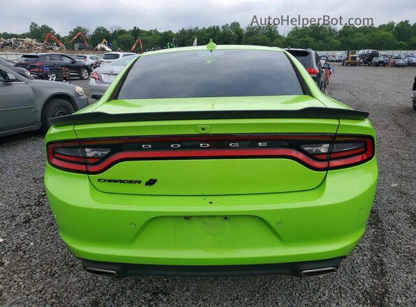 2C3CDXJG5KH653996 2019 DODGE CHARGER Green Rear view