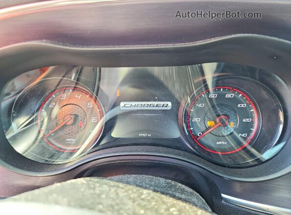 2C3CDXJG6JH140075 2018 DODGE CHARGER Burgundy Vista del cuadro de instrumentos