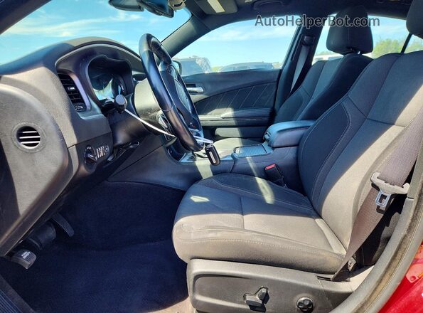 2C3CDXJG6JH140075 2018 DODGE CHARGER Burgundy Vista interior delantera