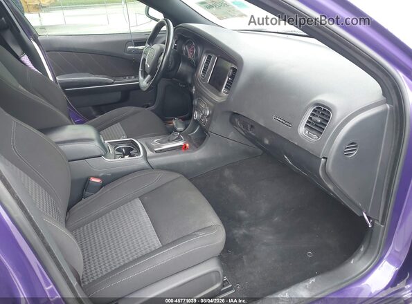 2C3CDXJG6PH708026 2023 DODGE CHARGER Purple Widok wnętrza z przodu