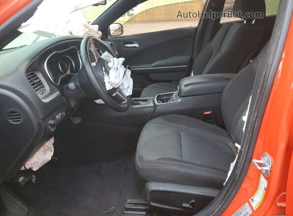 2C3CDXJG7GH341797 2016 DODGE CHARGER Orange Front interior view