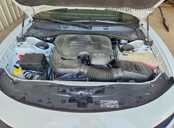 2C3CDXJG7PH541837 2023 DODGE CHARGER White Vista interior trasera