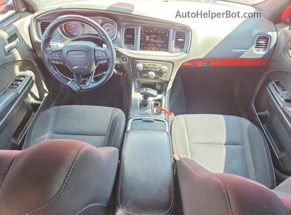 2C3CDXJG8JH316544 2018 DODGE CHARGER Red Вид панелі приладів