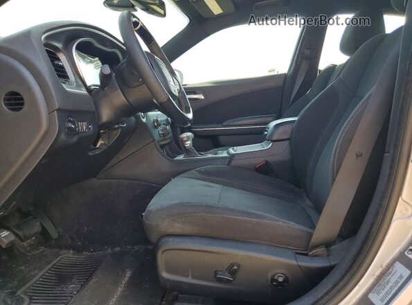 2C3CDXJGXGH206166 2016 DODGE CHARGER Silver Widok wnętrza z przodu