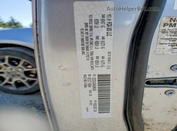 2C3CDXJGXGH206166 2016 DODGE CHARGER Silver Widok komory silnika