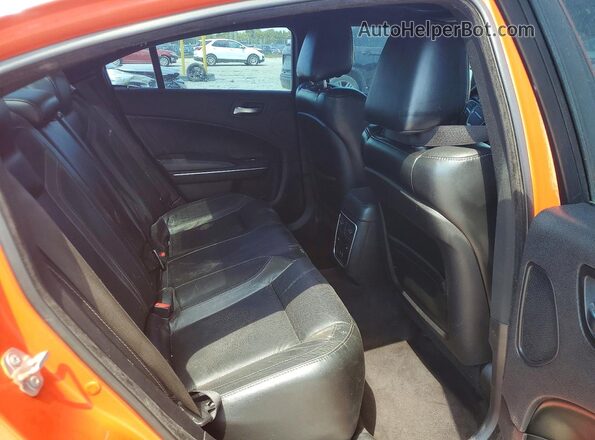 2C3CDXJGXHH518134 2017 DODGE CHARGER Orange Հետևի նստատեղերի տեսք