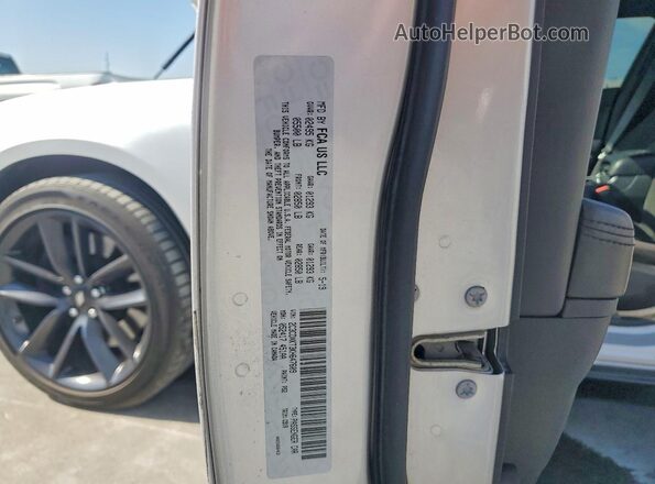 2C3CDXKT3KH647609 2019 DODGE CHARGER Серебряный Вид подкапотного пространства