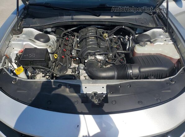 2C3CDXKT3KH647609 2019 DODGE CHARGER Серебряный Вид задней части салона