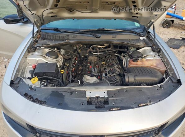 2C3CDXKT4KH757438 2019 DODGE CHARGER Серебряный Вид задней части салона