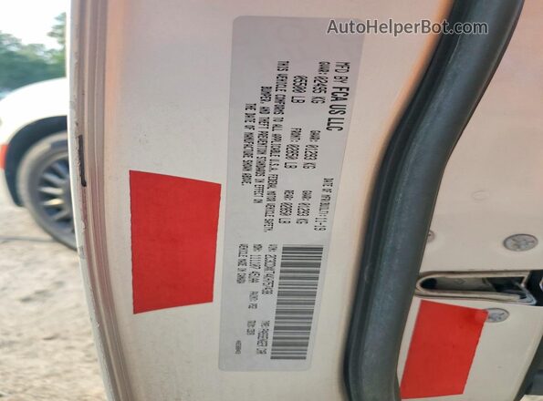 2C3CDXKT4KH757438 2019 DODGE CHARGER Серебряный Вид наклейки с VIN-кодом