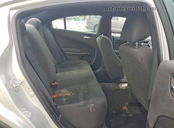 2C3CDXKT5JH285104 2018 DODGE CHARGER Серебряный Вид задних сидений