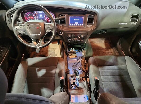 2C3CDXKT5KH676822 2019 DODGE CHARGER Blue Вид панелі приладів