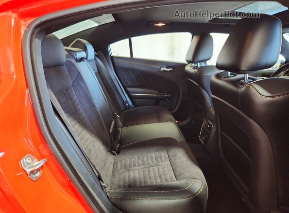 2C3CDXL92PH554669 2023 DODGE CHARGER Orange Widok tylnych siedzeń