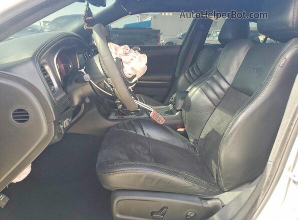 2C3CDXL99KH760645 2019 DODGE CHARGER Silver Вид салону спереду