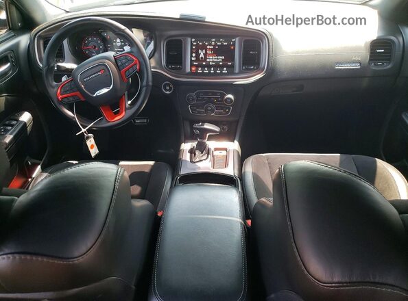 2C3CDXMG8LH189471 2020 DODGE CHARGER Gray Widok deski rozdzielczej