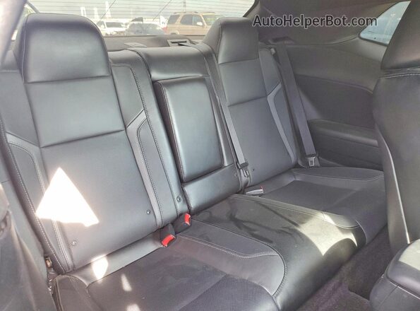 2C3CDZAG0HH598538 2017 DODGE CHALLENGER Red Rear seats view