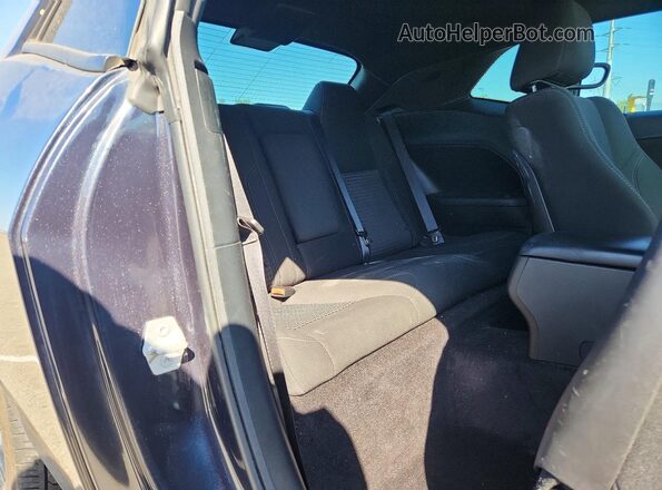 2C3CDZAG0JH172578 2018 DODGE CHALLENGER Серый Вид задних сидений