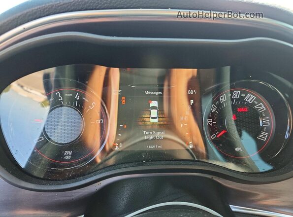 2C3CDZAG0JH172578 2018 DODGE CHALLENGER Серый Вид щитка приборов