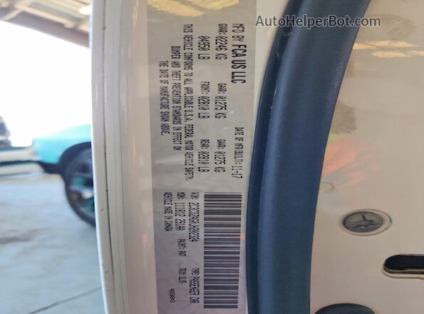 2C3CDZAG0JH202324 2018 DODGE CHALLENGER White Widok naklejki z numerem VIN