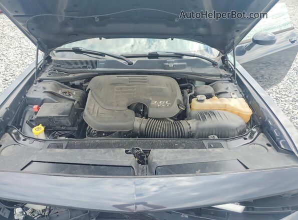 2C3CDZAG0JH302844 2018 DODGE CHALLENGER Черный Вид задней части салона