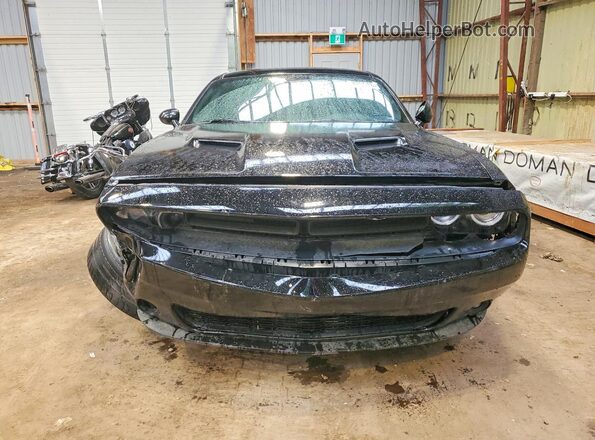 2C3CDZAG0JH309602 2018 DODGE CHALLENGER Black Widok z przodu