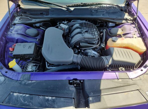 2C3CDZAG0PH652774 2023 DODGE CHALLENGER Фиолетовый Вид задней части салона