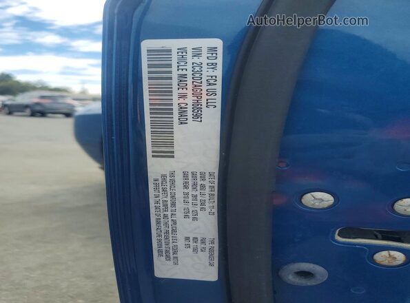 2C3CDZAG0PH685967 2023 DODGE CHALLENGER Blue Vista de la etiqueta del VIN