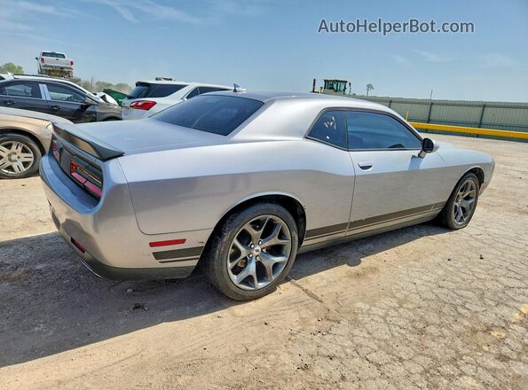 2C3CDZAG1HH536534 2017 DODGE CHALLENGER Серебряный Вид салона спереди