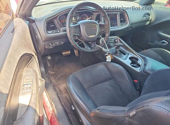 2C3CDZAG1JH116570 2018 DODGE CHALLENGER Red Widok deski rozdzielczej