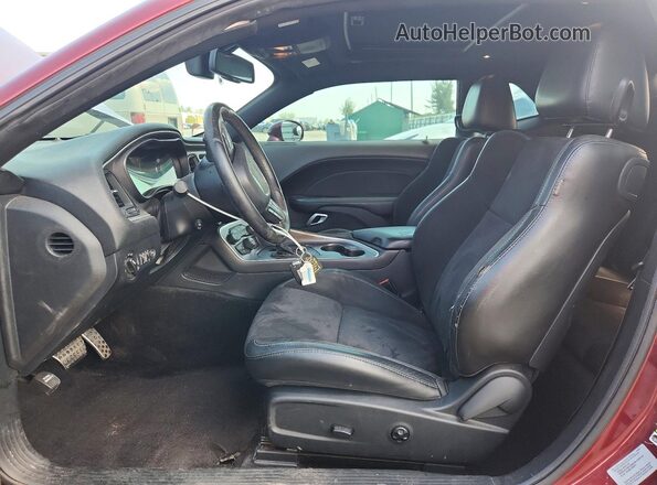 2C3CDZAG1JH116570 2018 DODGE CHALLENGER Red Widok wnętrza z przodu