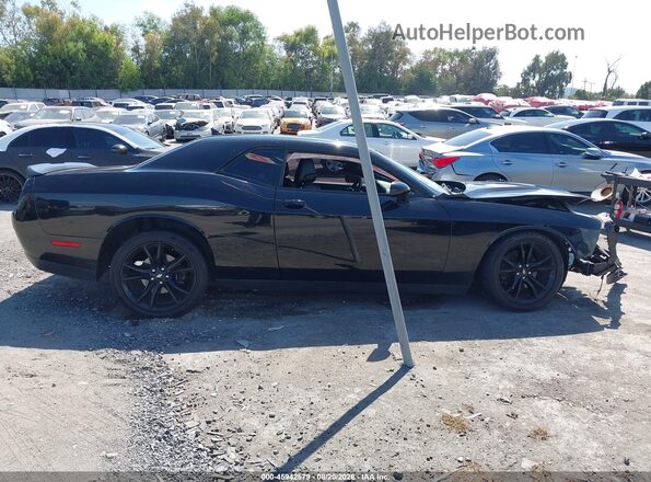 2C3CDZAG1JH280594 2018 DODGE CHALLENGER Черный Вид задней части салона