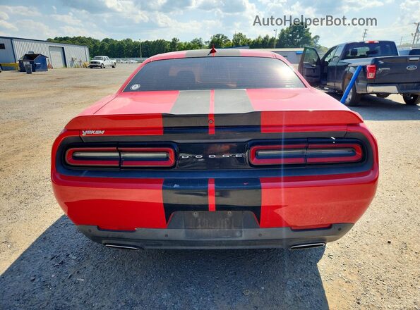 2C3CDZAG2GH326183 2016 DODGE CHALLENGER Red უკანა ხედი