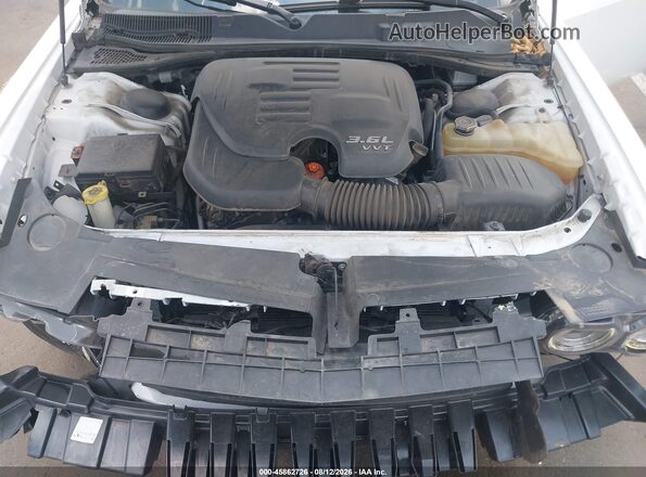 2C3CDZAG2JH223370 2018 DODGE CHALLENGER White Widok z tyłu