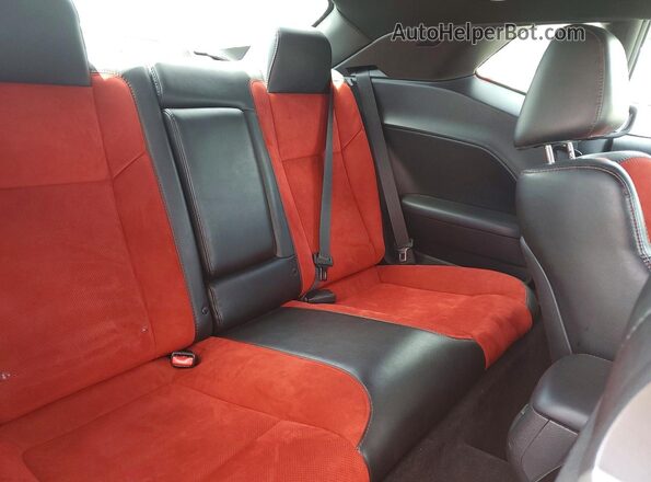 2C3CDZAG2JH327762 2018 DODGE CHALLENGER White Rear seats view