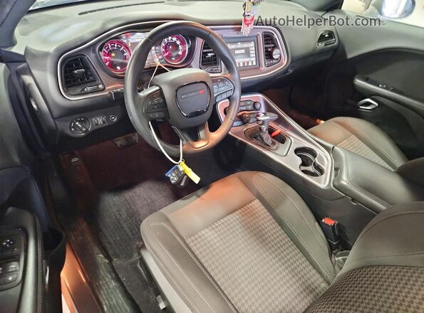 2C3CDZAG2KH525789 2019 DODGE CHALLENGER Gray Dashboard view