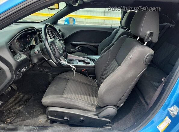 2C3CDZAG2KH684523 2019 DODGE CHALLENGER Blue Widok wnętrza z przodu