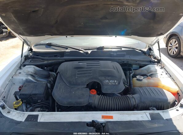 2C3CDZAG2KH686269 2019 DODGE CHALLENGER White Rear view