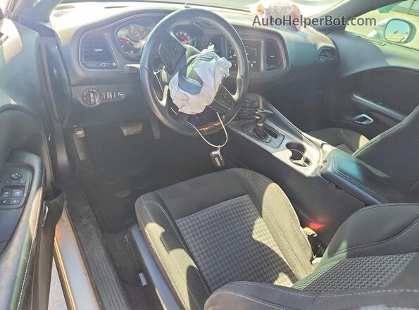 2C3CDZAG3PH650503 2023 DODGE CHALLENGER Silver Առջևի վահանակի տեսք