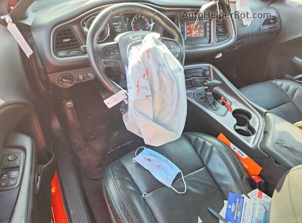 2C3CDZAG4GH297009 2016 DODGE CHALLENGER Оранжевый Вид панели приборов