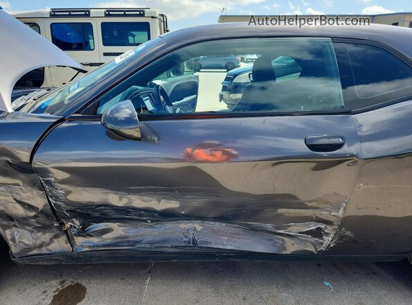 2C3CDZAG4HH636062 2017 DODGE CHALLENGER Gray Widok wnętrza z przodu