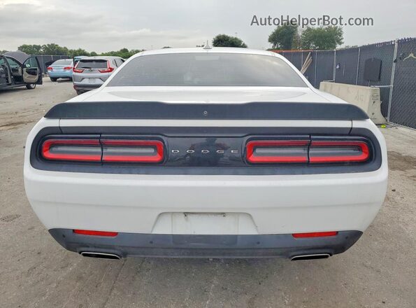 2C3CDZAG4JH334308 2018 DODGE CHALLENGER Белый Вид сзади